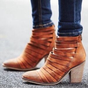 Free People Hybrid size 38 or 7.5 rust leather heeled booties
